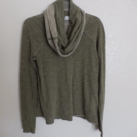Free People Beach Cocoon Cowl Pullover Size Small - Picture 2 of 7